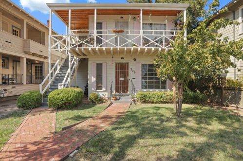 227 Vine St, Stockton, CA 95203-2526