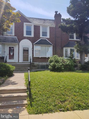 6203 Erdrick St, Philadelphia, PA 19135-3503