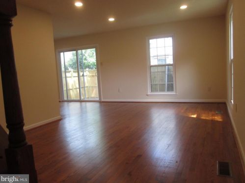 15 Valleyfield Ct, Silver Spring MD 20906-5724 exterior