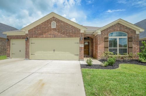 2822 Krenek Ct, Richmond TX  77471-6324 exterior