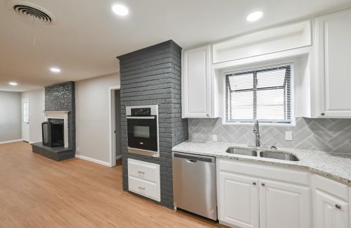 4313 Clayton Rd, Fort Worth TX  76116-8036 exterior