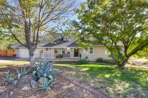 8130 Millie St, Citrus Heights, CA 95662-2151
