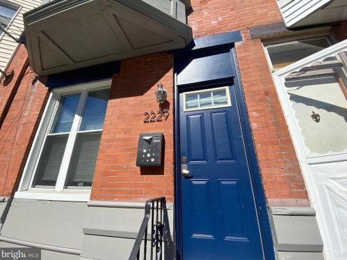 2229 Cantrell St, Philadelphia, PA 19145-3306