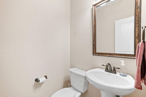 632 Tierra Vista Way, Fort Worth TX  76131 exterior