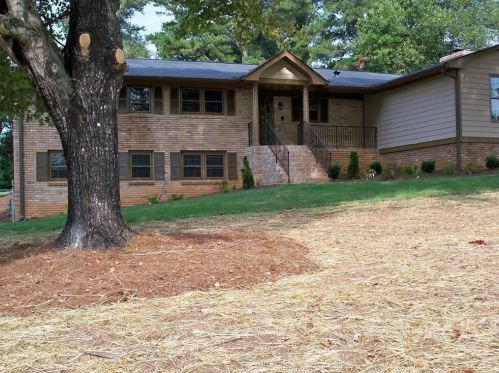 771 Mockingbird Ln, Marietta, GA 30068-2357