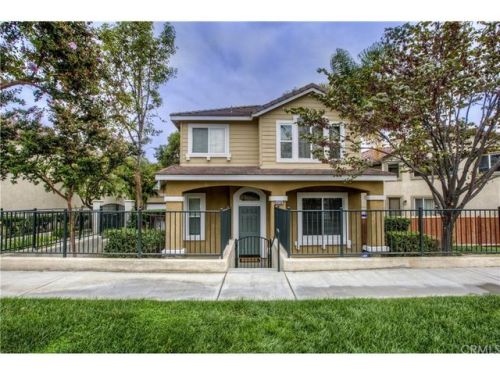 3728 Brookoak St, Riverside, CA 92501-2569