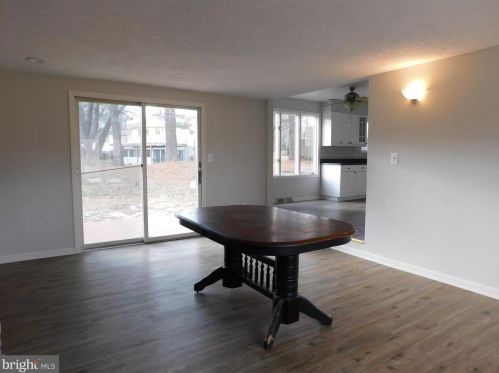 2502 Burgundy Dr, Fallston MD  21047-2112 exterior