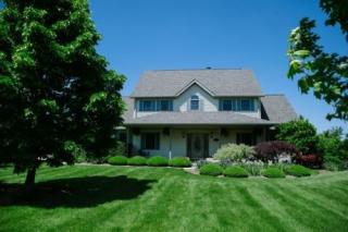 8721 Bartell Dr, Lake Camelot, IL 61547-9677