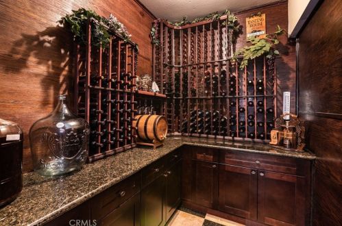 3217 Dora Verdugo Dr, Glendale CA  91208-1756 exterior