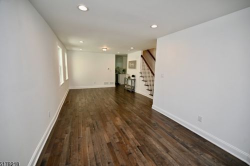 23 Moran Ave, Princeton NJ  08542-3855 exterior
