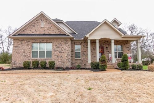 2016 Audubon Ln, Murfreesboro, TN 37128-6067