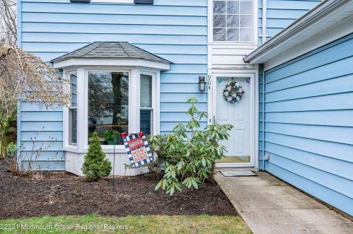 904 Buckingham Cir, Middletown NJ  07748-3467 exterior