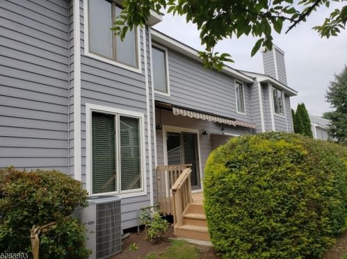 54 Raven Dr, Morristown, NJ 07960-6444
