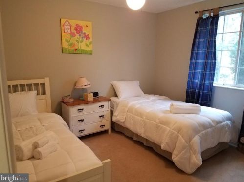 9300 Jackson, Springfield VA  22015-2019 exterior