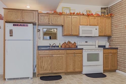 1400 Lariat Dr, Swygert IL  61764-9583 exterior