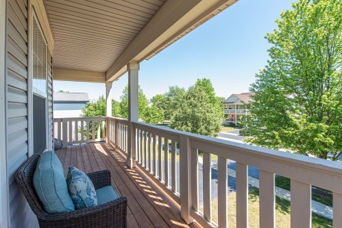 10 Covington Ct, Lemont IL  60490-4924 exterior