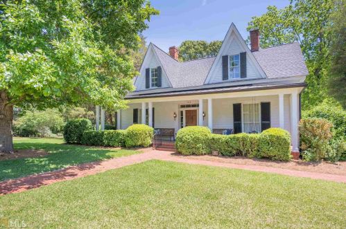 612 Old Post Rd, Madison, GA 30650-1817