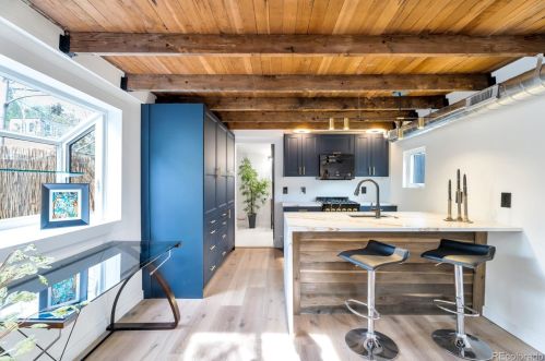 2854 Lincoln St, Englewood CO  80113-1541 exterior