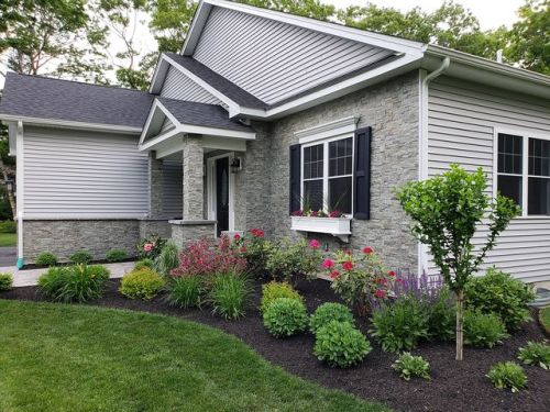 122 Regina Dr, West Greenwich, RI 02817-2117