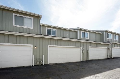 302 Grand Ave, Englewood CO  80110-7401 exterior