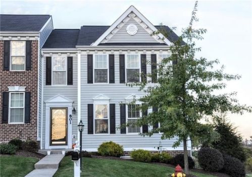 801 Raymond Dr, Noblestown PA  15071-3748 exterior