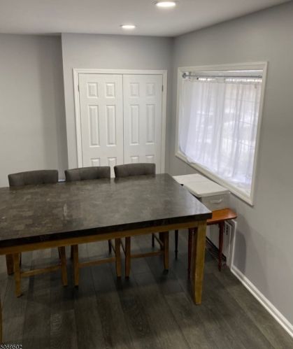 495 Boyden Ave, Maplewood NJ  07040-3030 exterior