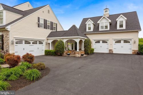 4351 Tullamore Estates Rd, Gainesville, VA 20155-1020