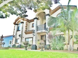 7844 Melva St, Downey, CA 90242-2320