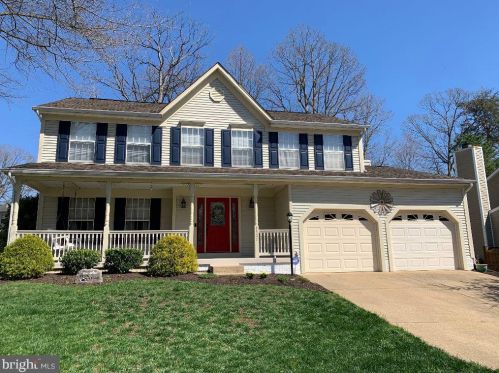 4507 Edsall Dr, Woodbridge, VA 22193-3139