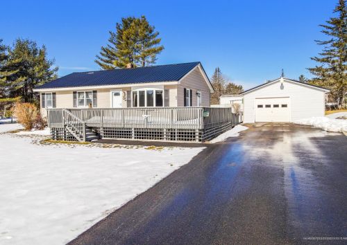 62 Maureen Ave, Randolph, ME 04346-5402
