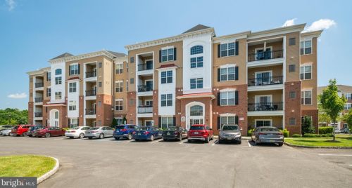 1046 Halifax Pl, Trenton NJ  08619-2081 exterior