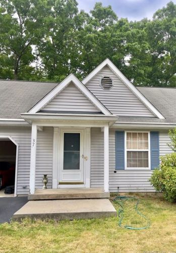 37 Hilltop Dr, North Windham, CT 06256-1307