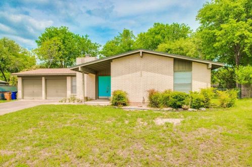 3102 Candlelight Ct, Austin TX  78757-7501 exterior