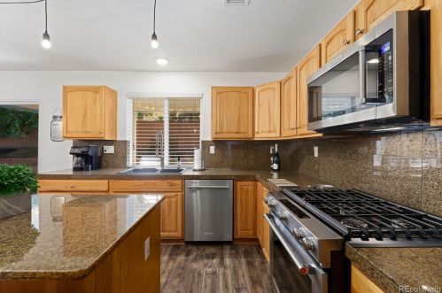 9763 Chambers Ct, Denver CO  80022-9284 exterior