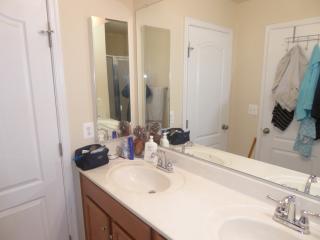 22592 Parkland Farms Ter, Ashburn VA  20148-8047 exterior