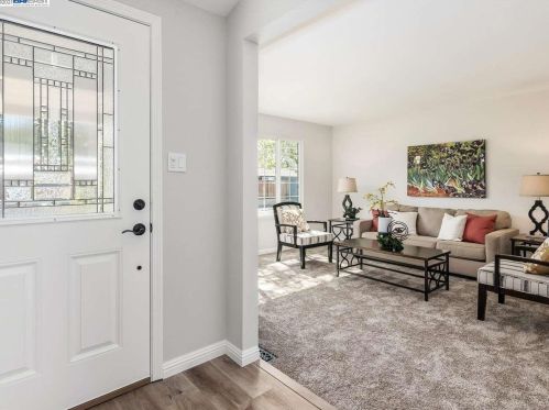 4853 Hillcrest Way, Pleasanton, CA 94588-4247