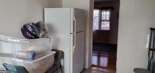 4211 Isbell St, Silver Spring MD 20906-4220 exterior