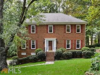 1510 Walker Ridge Dr, Marietta, GA 30064-4168