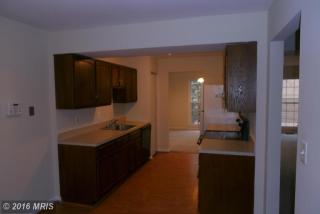 77 Oak Shade Rd, Gaithersburg MD  20878-1047 exterior