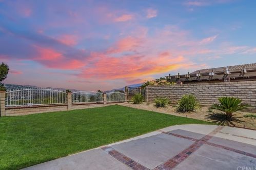 174 Birchwood St, Anaheim, CA 92808-1203