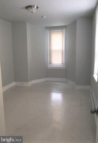 2143 29th St, Philadelphia PA  19121-1205 exterior