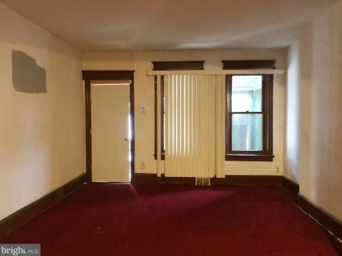 464 Home Ave, Trenton, NJ 08611-3102