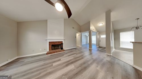 10694 Wimbleton Ct, Hampton, GA 30228-6114
