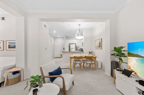 3157 Watermarke Pl, Irvine, CA 92612-5615