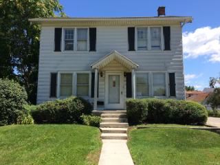 4048 Upton Ave, Toledo OH  43613-4002 exterior