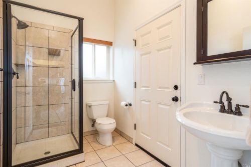 2000 Sanford Rnch Rd, Ukiah CA 95482-5251 exterior