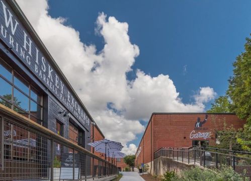 1222 Lorenzo Dr, Atlanta GA  30310-3946 exterior