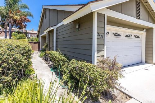 2930 Lancaster Rd, Carlsbad, CA 92010-6569