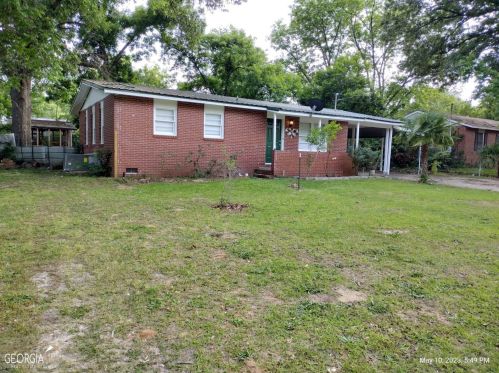 212 Delaware Ave, Warner Robins, GA 31093-2407
