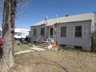 212 Cottonwood Dr, Rangely, CO 81648-2806